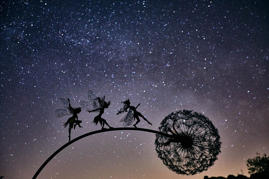 commsmarket-Perfect Wonderland Garden Decoration -The Naughty Spirits Are Dancing