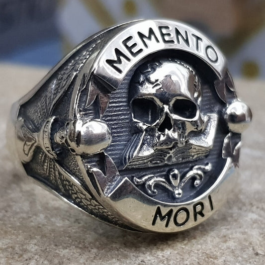 commsmarket-Memorial Mori Skull Sterling Silver Ring