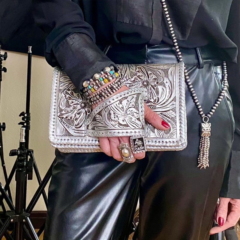 Tooled Metallic Leather Clutch – Western Boho Statement Piece ✨