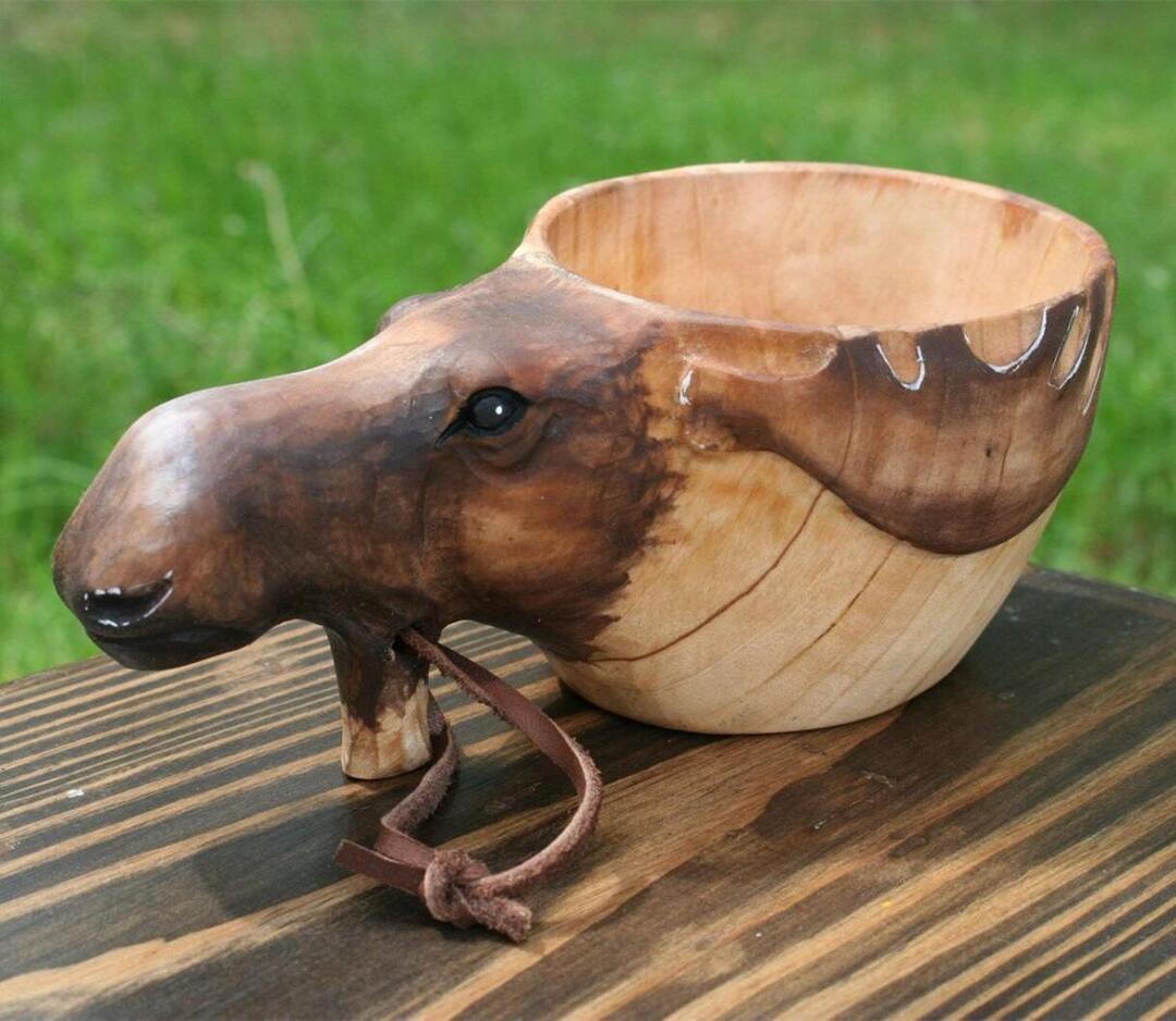 commsmarket-Hand Carved Wooden Mug